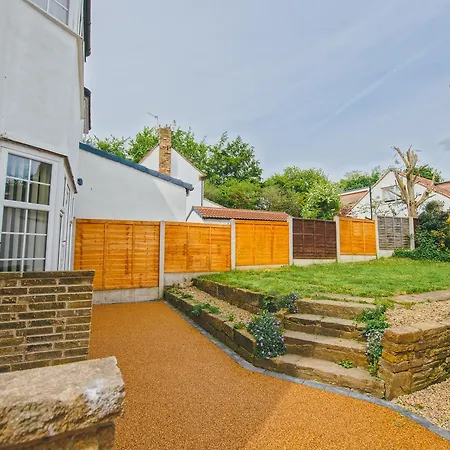 Oakwell House Holiday home