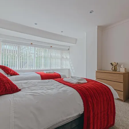 Oakwell House Holiday home Leeds (West Yorkshire)